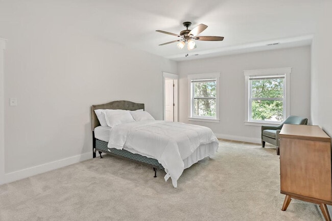 Building Photo - 2901 Random Rd