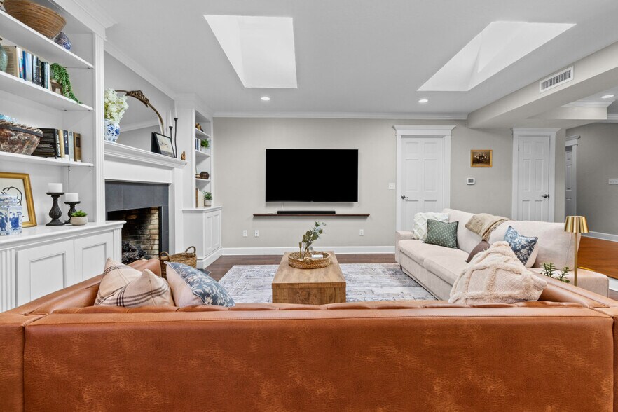 Building Photo - 11011 NW 12th Pl