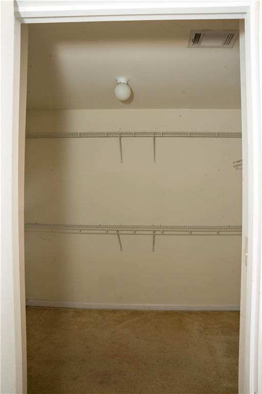 Building Photo - 2581 Southhaven Ln