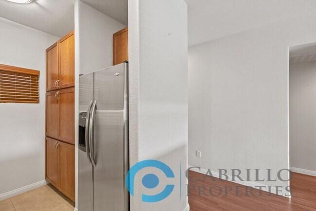 Building Photo - 2330 1st Ave