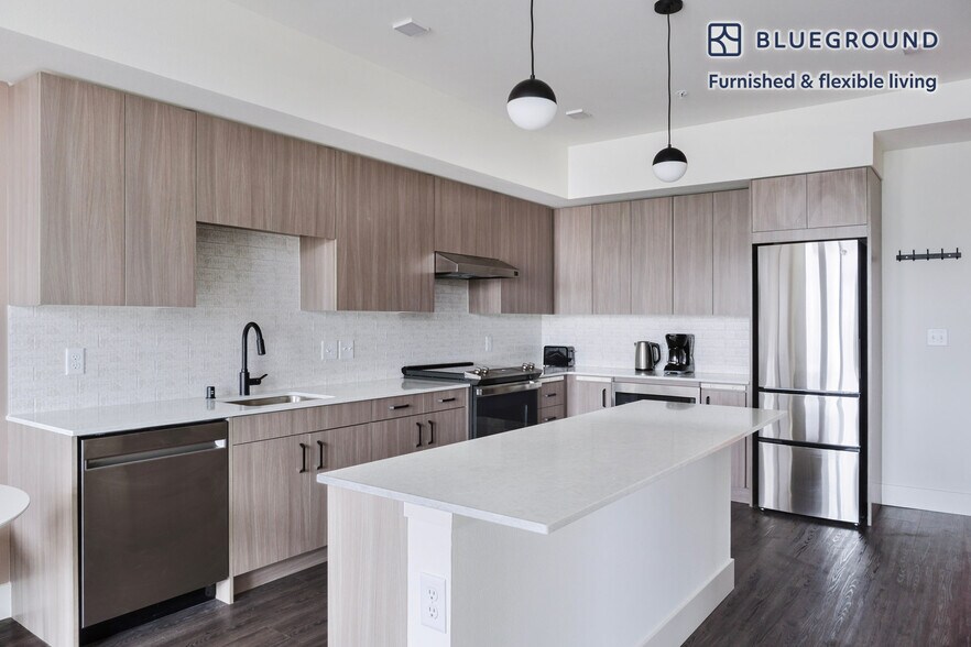 Building Photo - 19888 40th Ave W