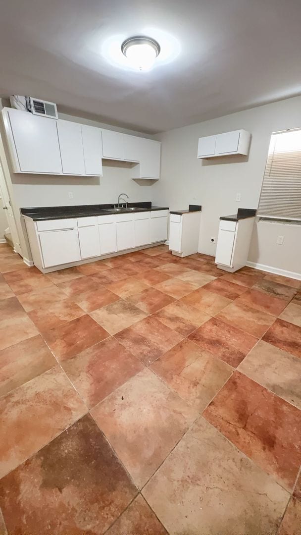 Building Photo - Charming 2 Bedroom Home in Memphis - $99 Move In Special