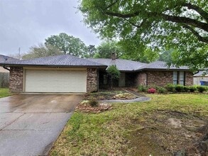 Building Photo - 12965 Larch Ln