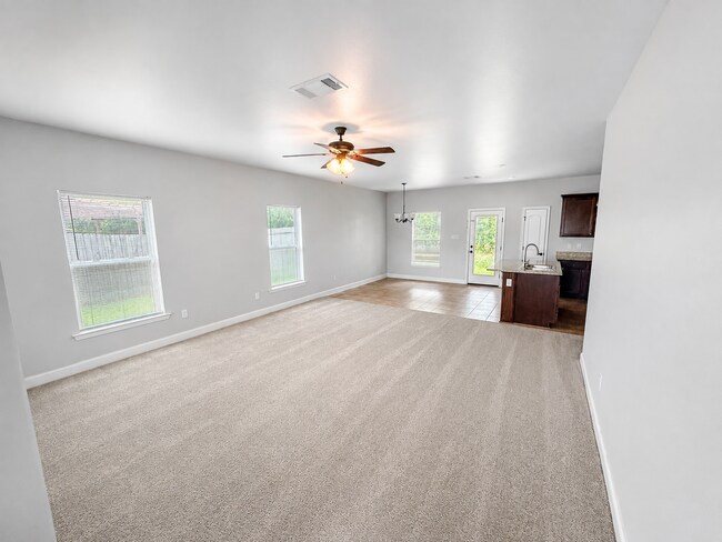 Building Photo - 13870 Maddie Cir