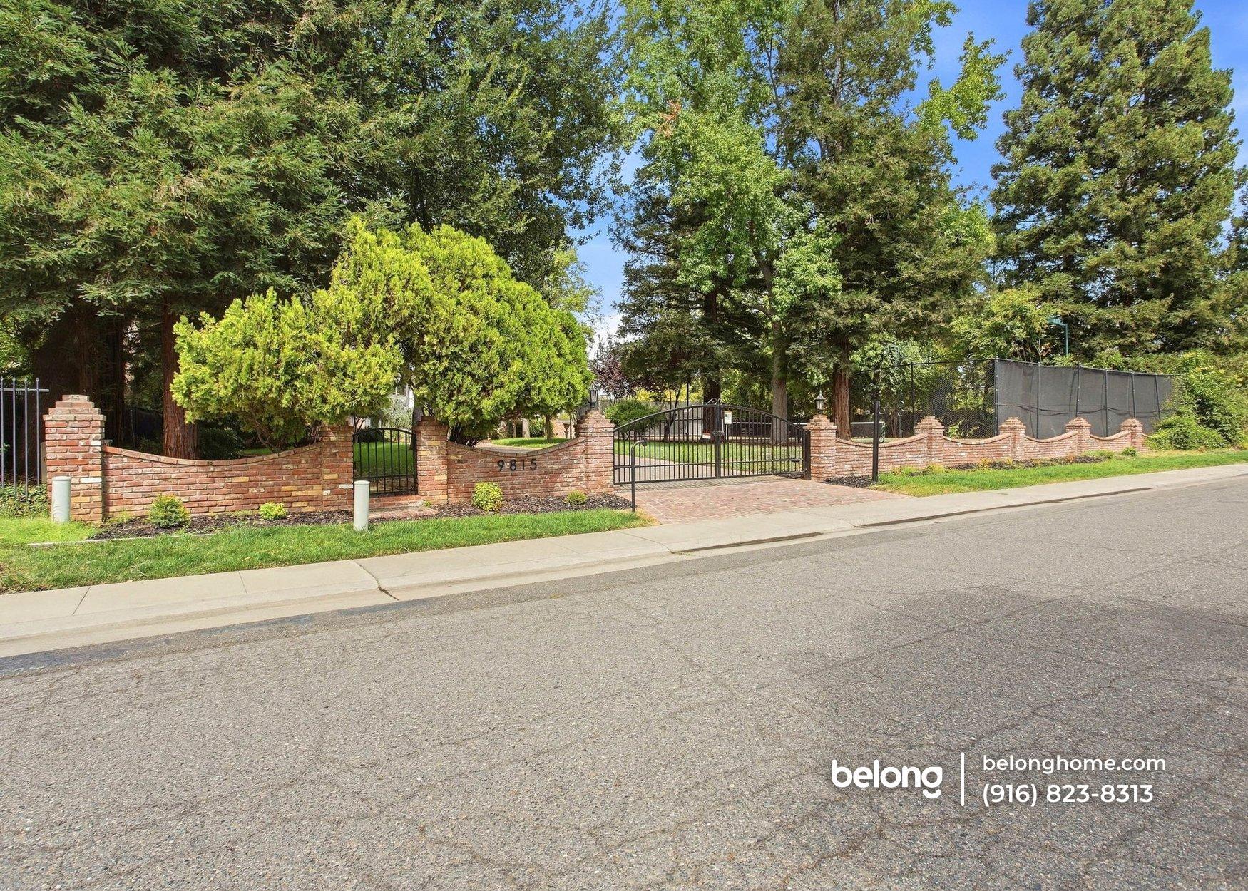 Building Photo - 9815 Mira Del Rio Dr