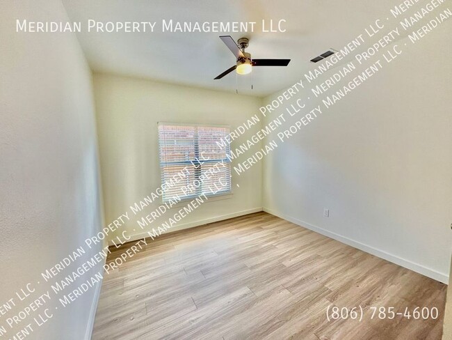 Building Photo - 5705 Kemper St