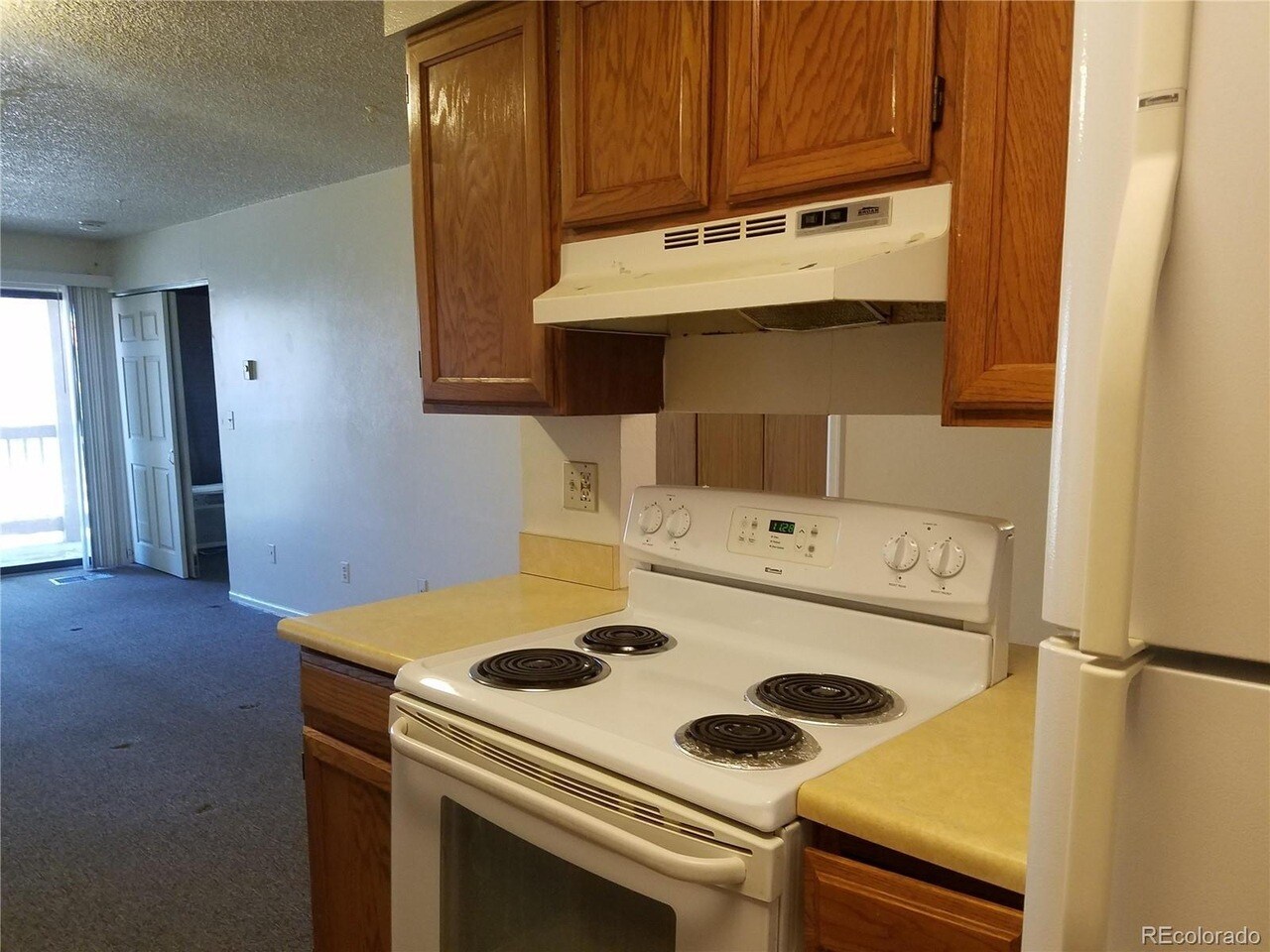 Building Photo - 14780 E Kentucky Dr