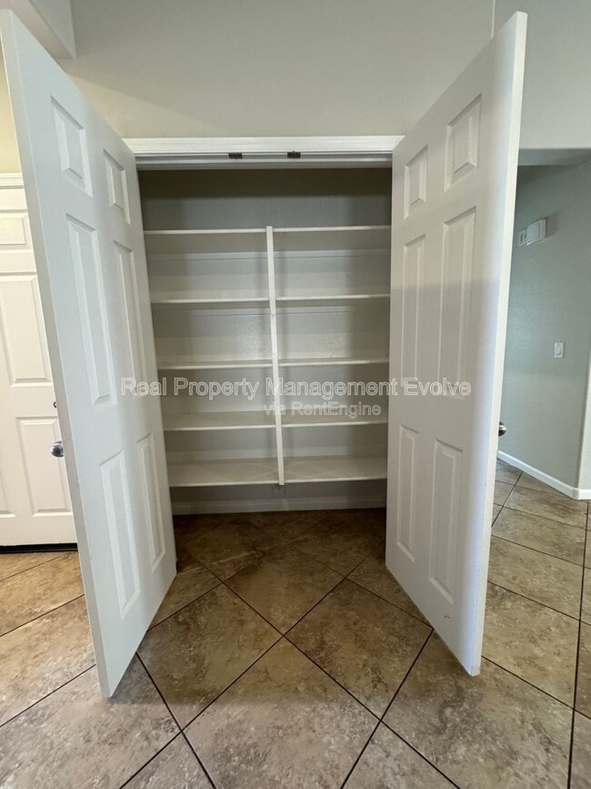 Building Photo - 13014 W Lamar Rd