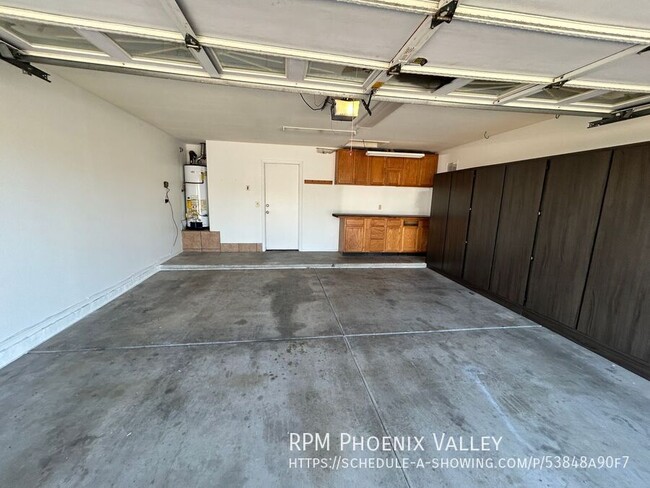 Building Photo - 3711 W Firehawk Dr