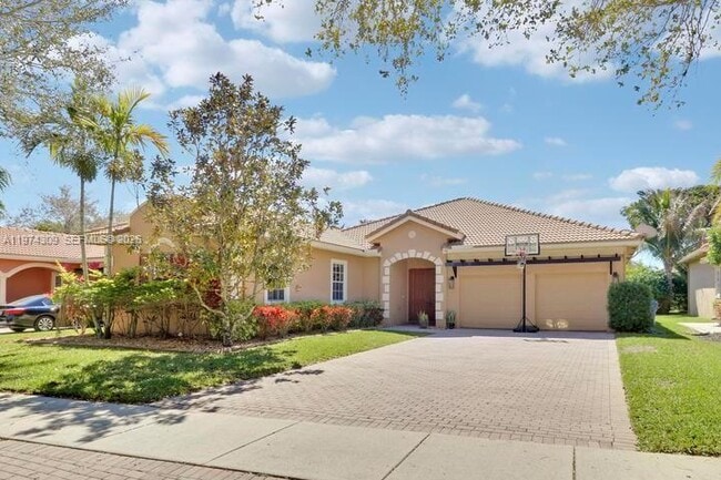 Building Photo - 165 Via Veracruz