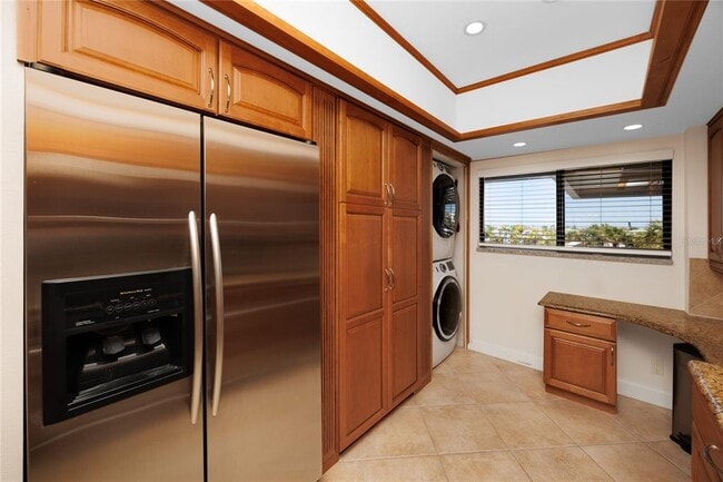 Building Photo - 363 Pinellas Bayway S