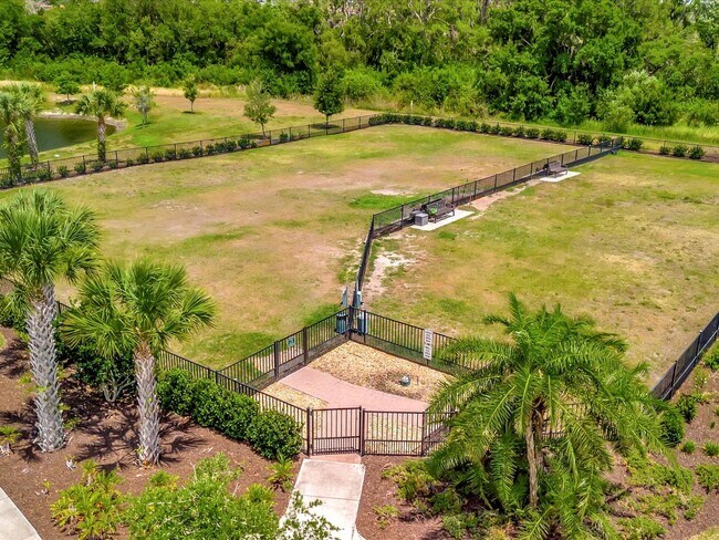 Building Photo - Savanna, Lakewood Ranch 4 bed/2.5 bath Unfurnished Home