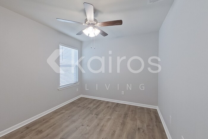 Building Photo - 203 SANTIAGO COURT