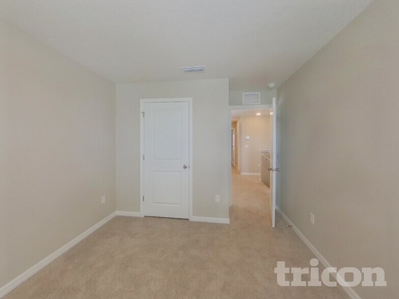 Building Photo - 10733 Hidden Banks Gln