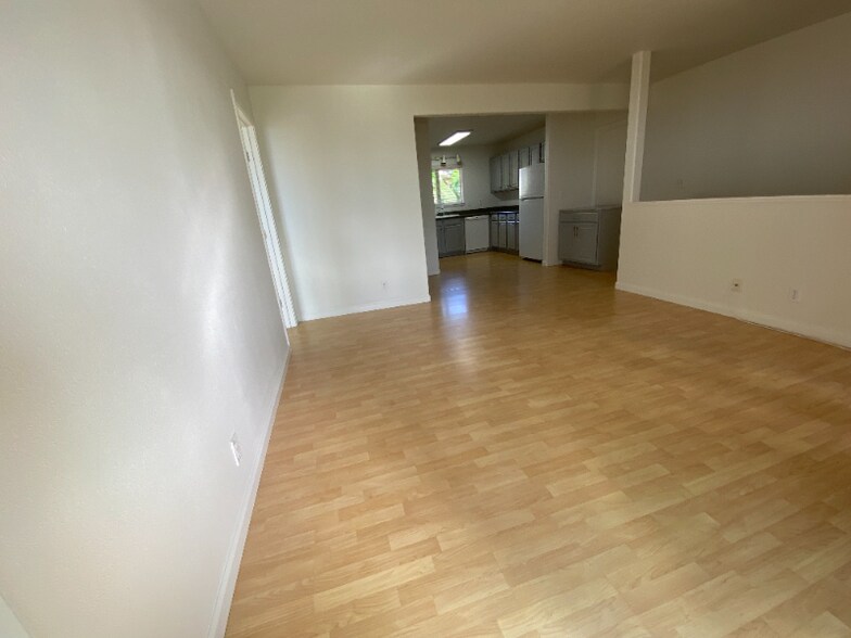 Building Photo - 73-4223 Eluna St