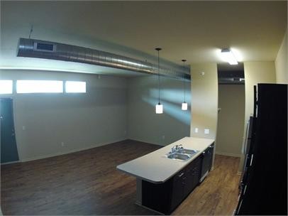 Building Photo - 5106 Delaware Ave