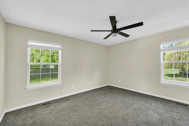 Building Photo - 405 Ridge Rd