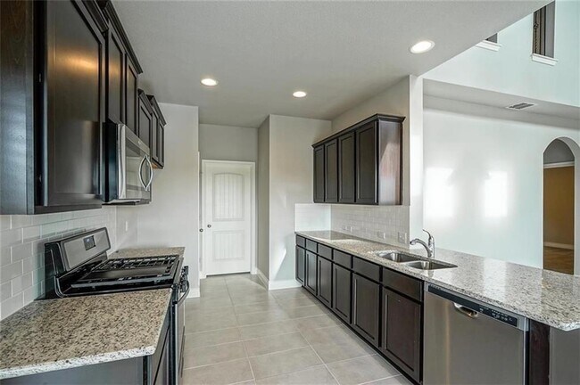 Building Photo - 501 Nautical Lp