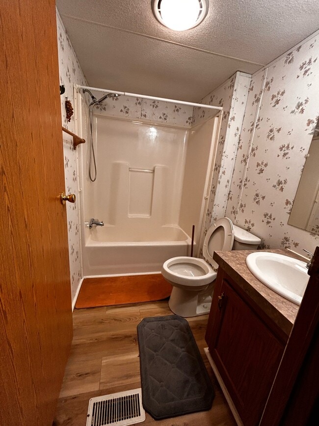 Building Photo - 813 State Hwy Z