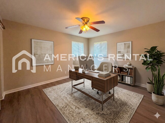 Building Photo - Updated Home for Rent in Birmingham, AL - Just minutes from Oxmoor Road!