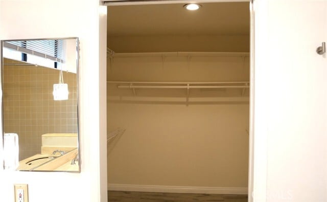 Building Photo - 16371 Chella Dr