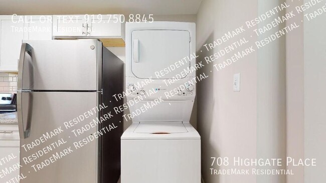 Building Photo - 708 Highgate Pl