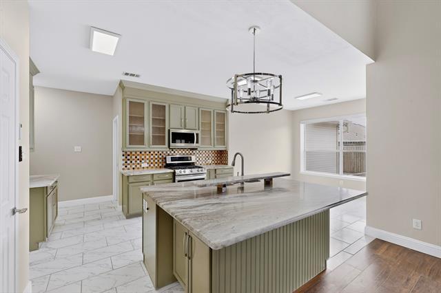 Building Photo - 1432 Meadow Vista Dr