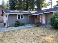 Building Photo - Charming 3 Bedroom Marysville Rambler