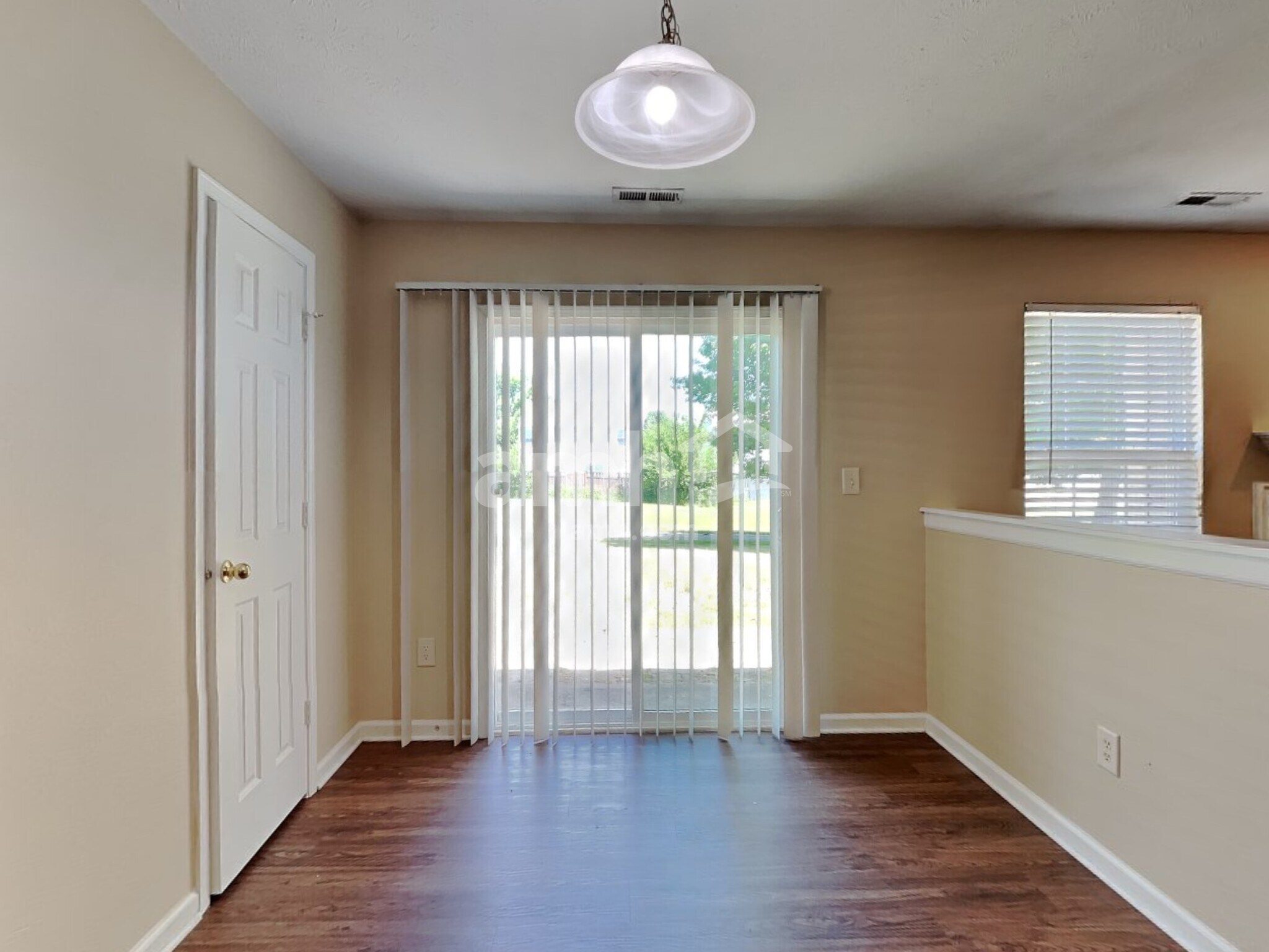 Building Photo - 5904 Jackie Ln