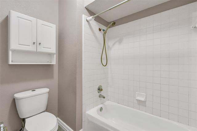 Building Photo - 7401 Centenary Dr