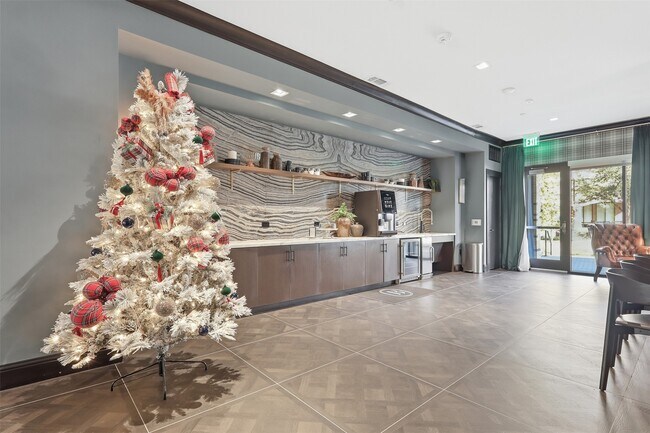 Building Photo - 1950 Winrock Blvd