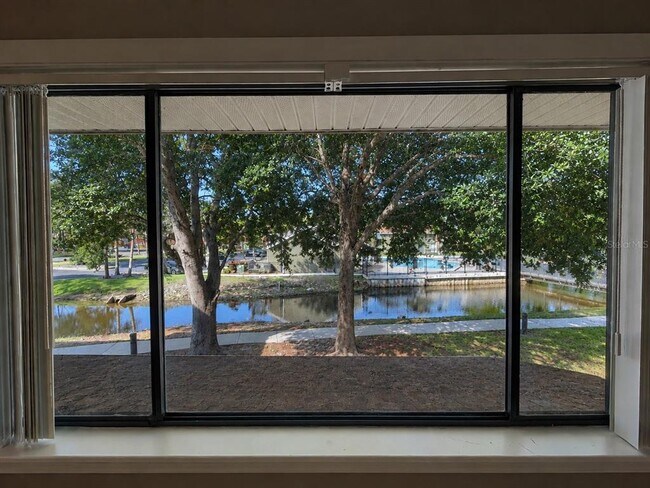 Building Photo - 5967 Windhover Dr