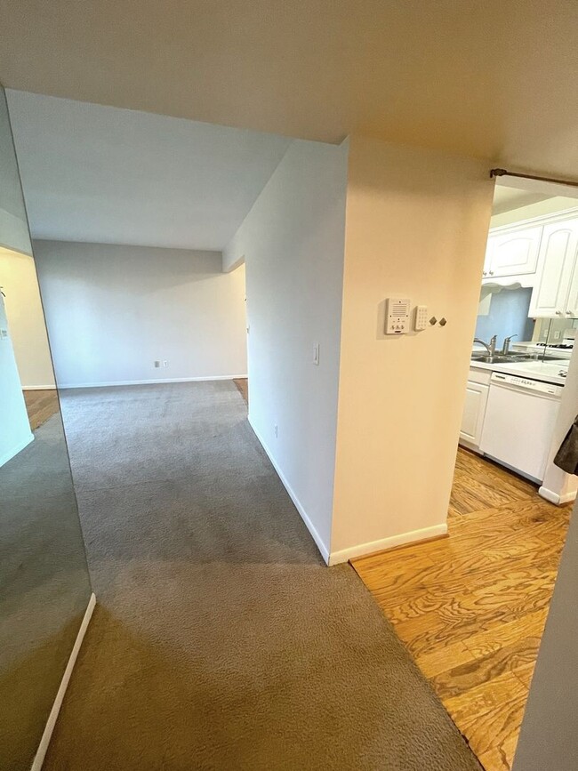 Building Photo - Two Bedroom Available in Harbour Cove on t...