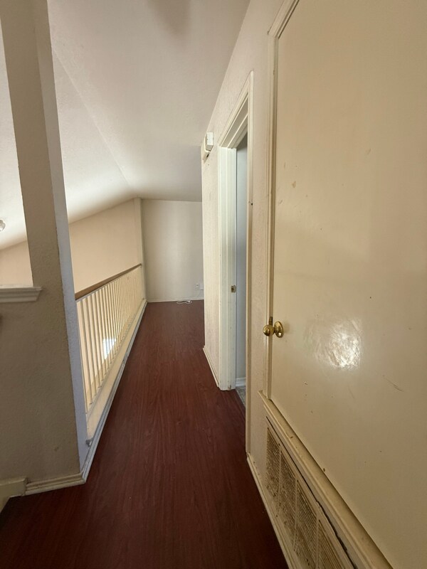 Building Photo - 1209 Coronation Way