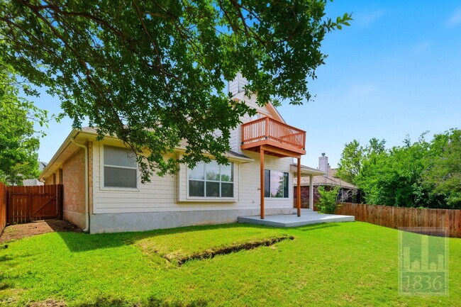Building Photo - 2217 Speidel Dr