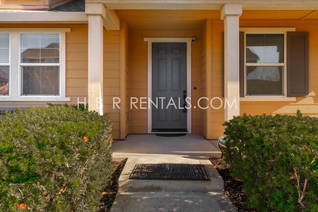 Building Photo - Charming 3-Bedroom Retreat on Barker Street with Spacious Living in Mountain House!