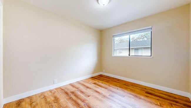 Building Photo - 1311 Spring St