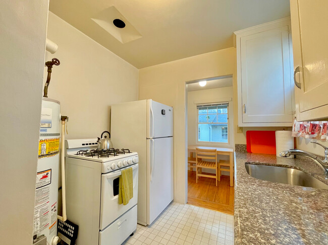 Kitchen (2 of 2) - 1752 Allston Way