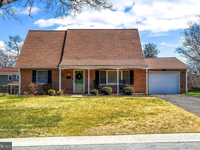 Building Photo - 2915 Tallow Ln