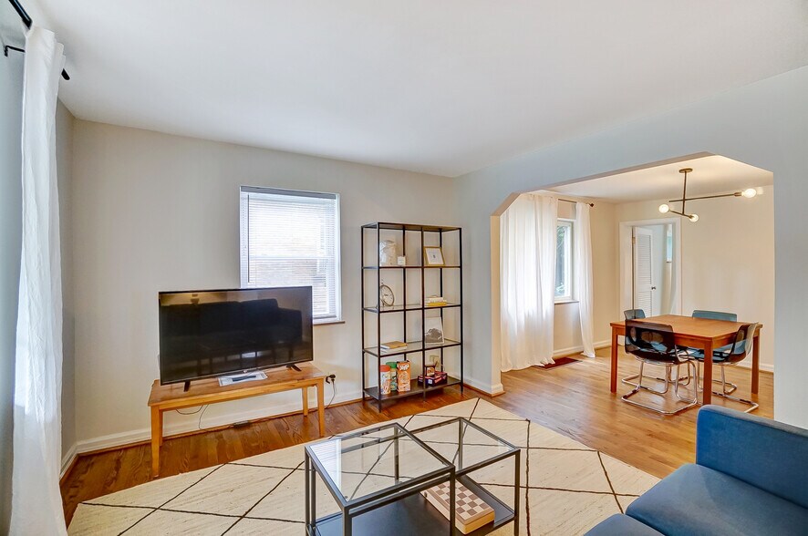 Building Photo - 531 Norway Ave