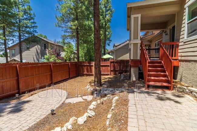 Building Photo - 3247 Merryvale Ln