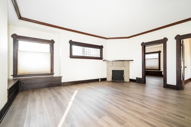 Building Photo - Charming Updated North Everett Craftsman Home w/ ADU Disclosure + Utility Credit