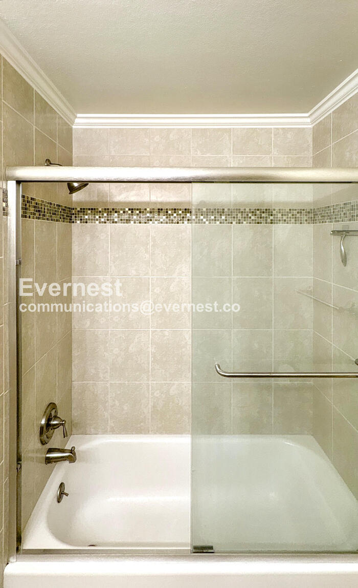 Building Photo - 3164 Kimber Ct