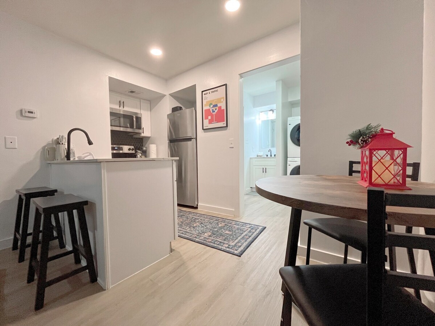 Building Photo - 6810 Lexington Rd