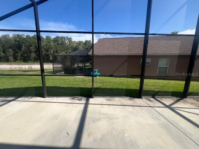 Building Photo - 30936 Burleigh Dr