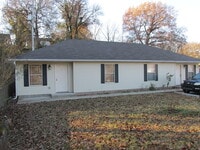 Building Photo - LJM-1805 Lexington (A-B)