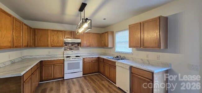 Building Photo - 5320 Peach Pl Ln