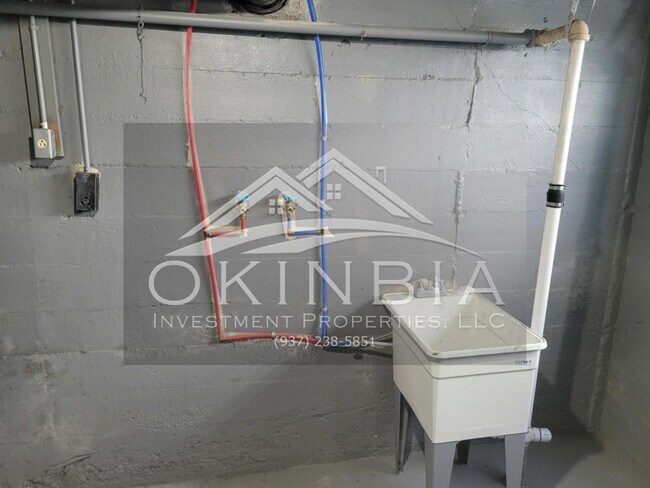 Building Photo - 1743 Radcliff Rd