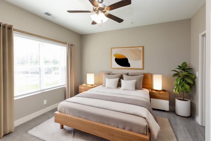 Building Photo - 5511 NE 80th Ter