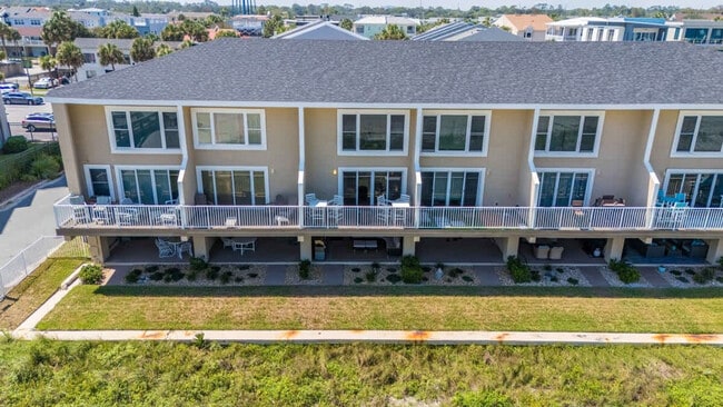 Building Photo - 2010 Ocean Front S